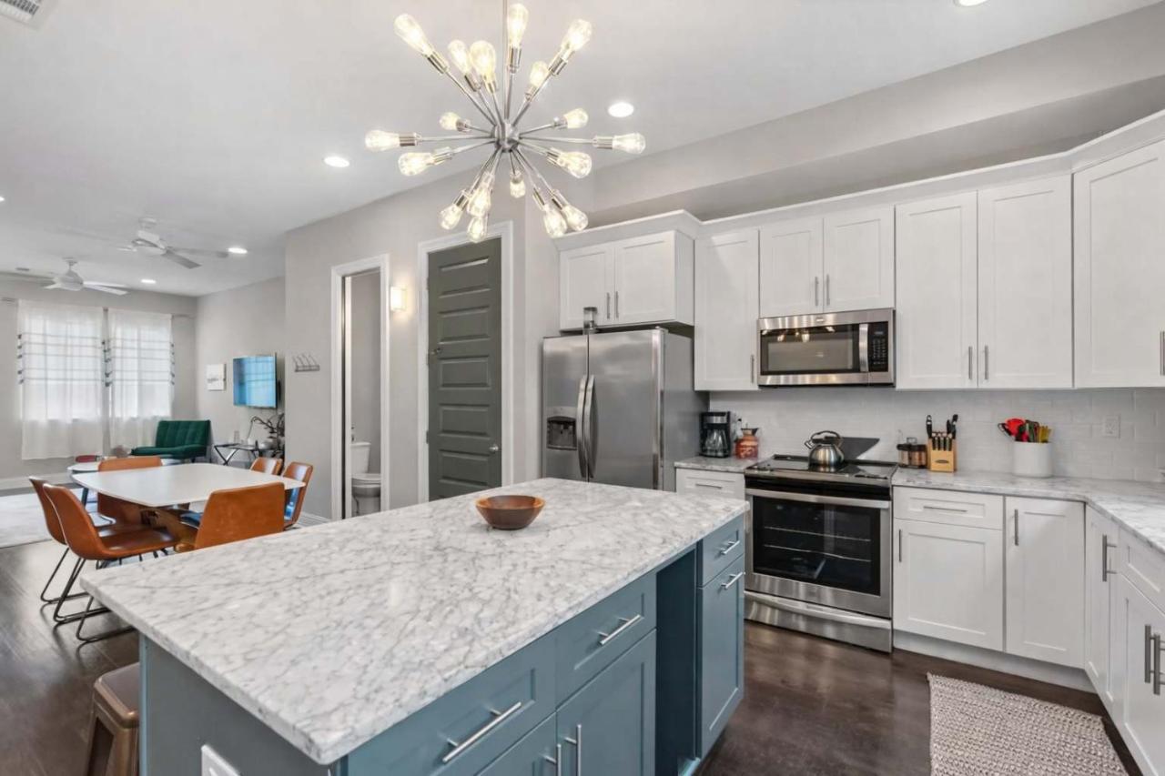 Chic Nashville Home Near Downtown Sleeps 14 - 4