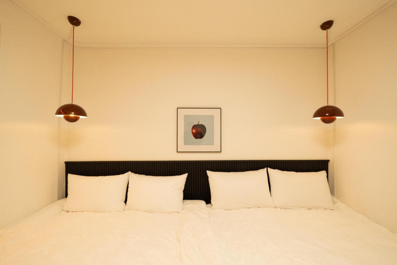 Hongdae Stay, Mangwon & Hapjeong , Han River , Central Seoul - 3