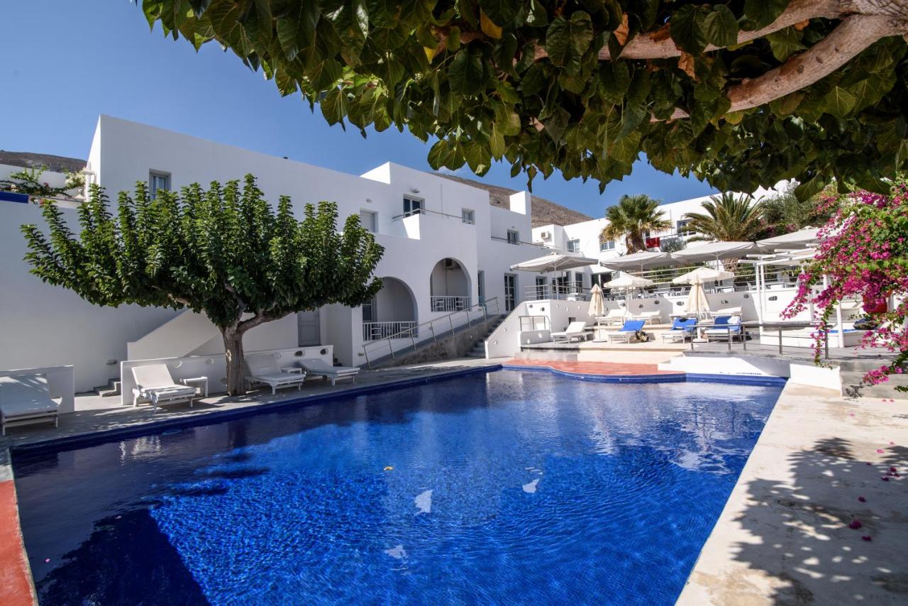 RK Beach Hotel - 4