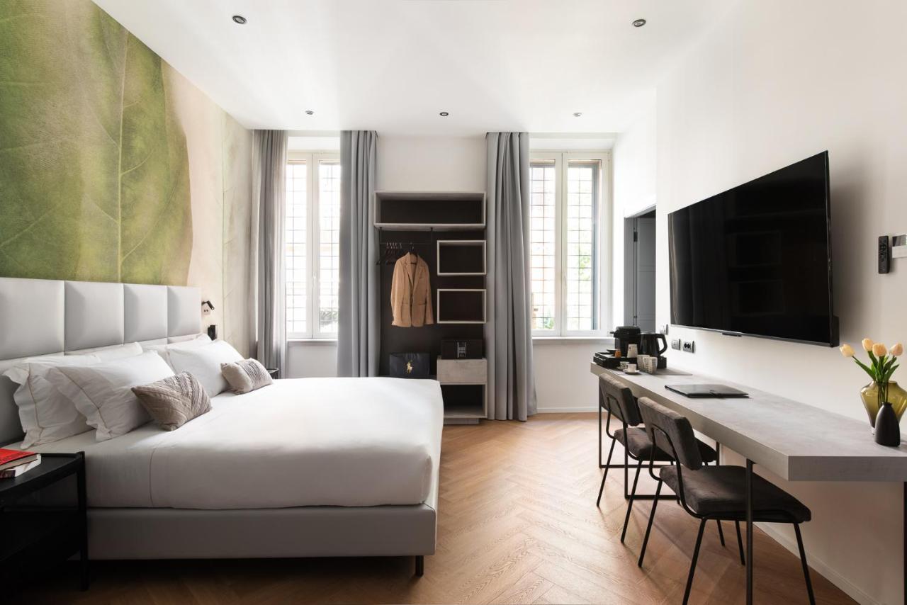 At Forty-One Apt 02 - 4