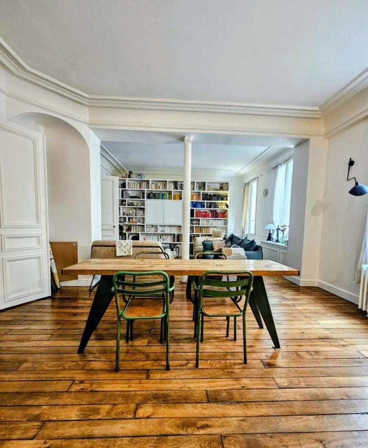 Parisian Flat by Panthéon