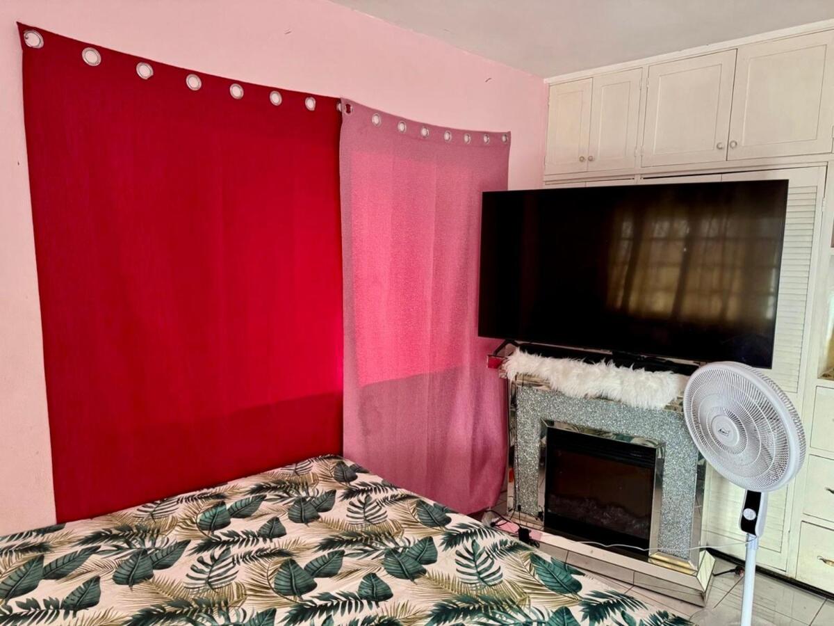 The best Skyview on Lady Hamilton - 5