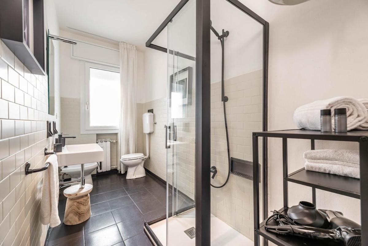 10 min by train from Venice Island - Metropolitan Mestre - 3