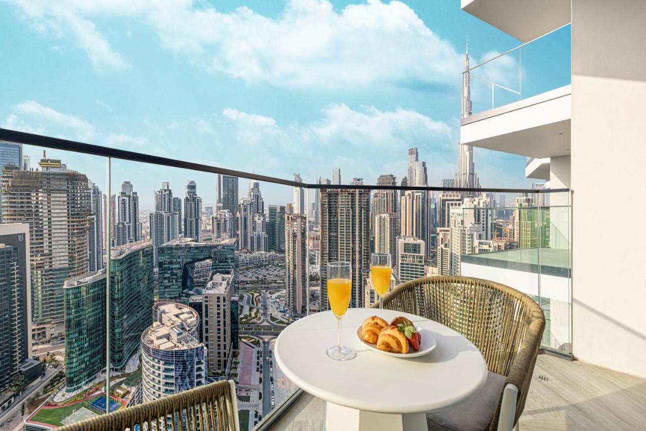 Peninsula Three Burj Khalifa & Canal Views - 5