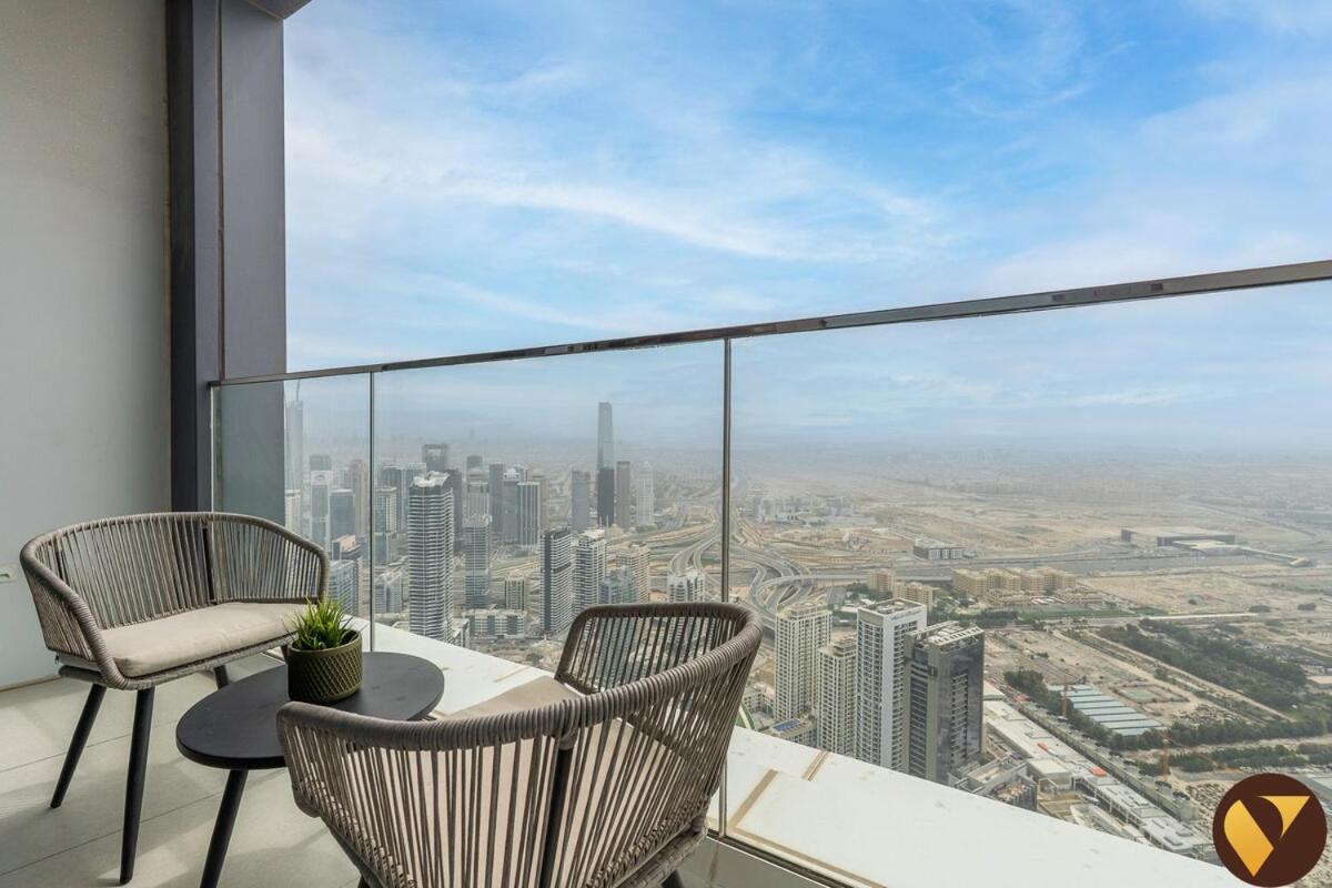 Vogue Vacation Homes, Address Beach Residence JBR near Ain Dubai, Two-Bedroom Apartment with Balcony JBR Skyline Views, Access to Private Beach, Nightclub and all Amenities - 3