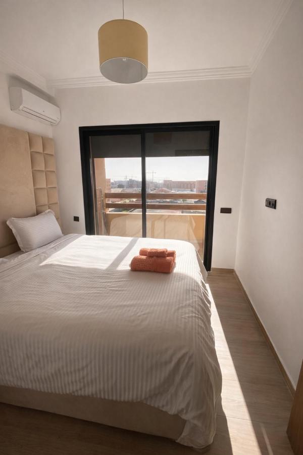 Superbe Appartement 26 Chambres avec Piscine & Balcon Gueliz - 2