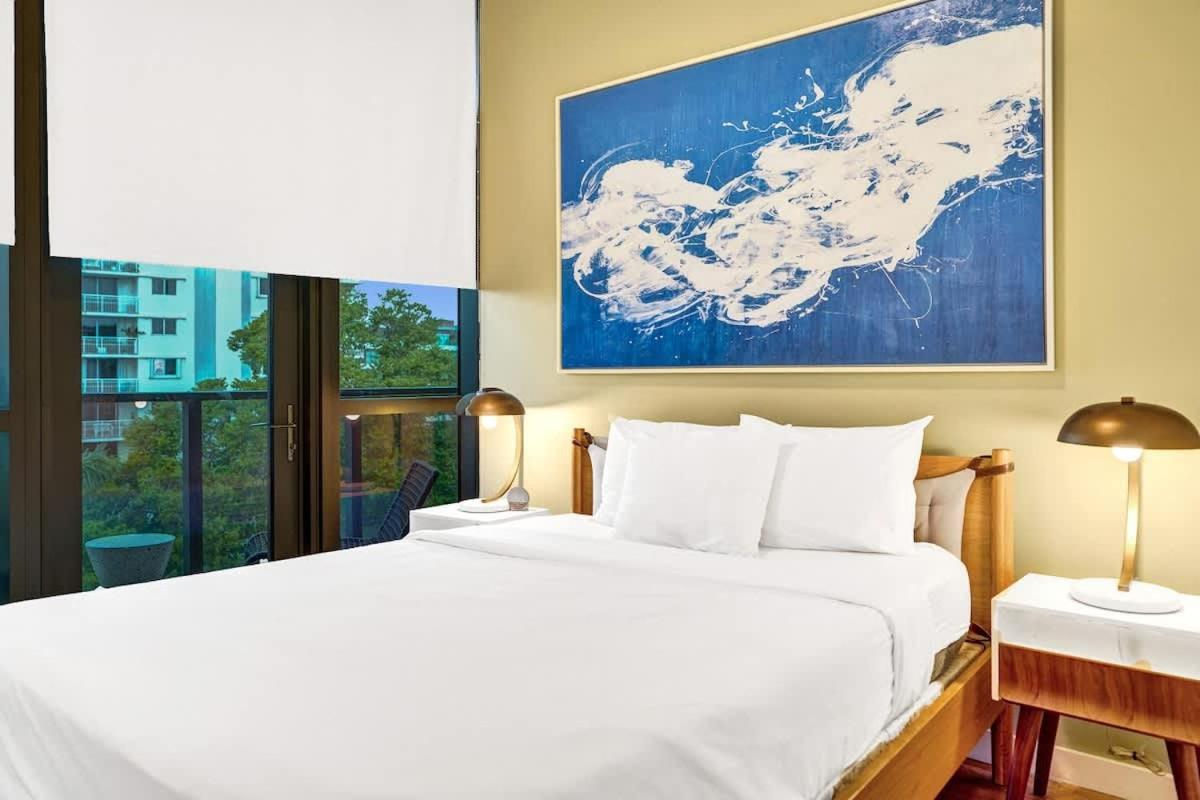 17WEST Spacious 3BR Apartment with Balcony 501 - 3