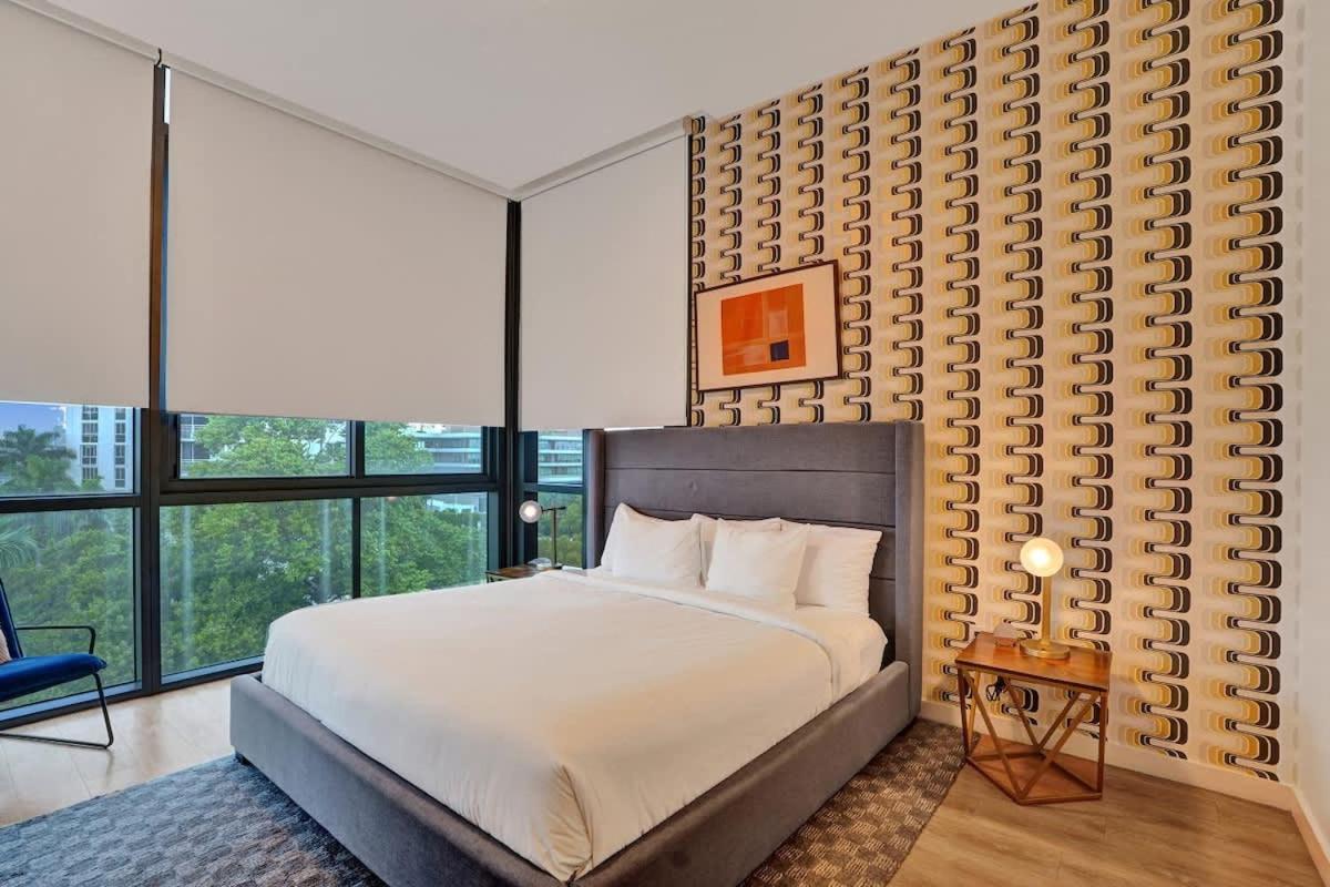 17WEST Spacious 3BR Apartment with Balcony 501 - 4