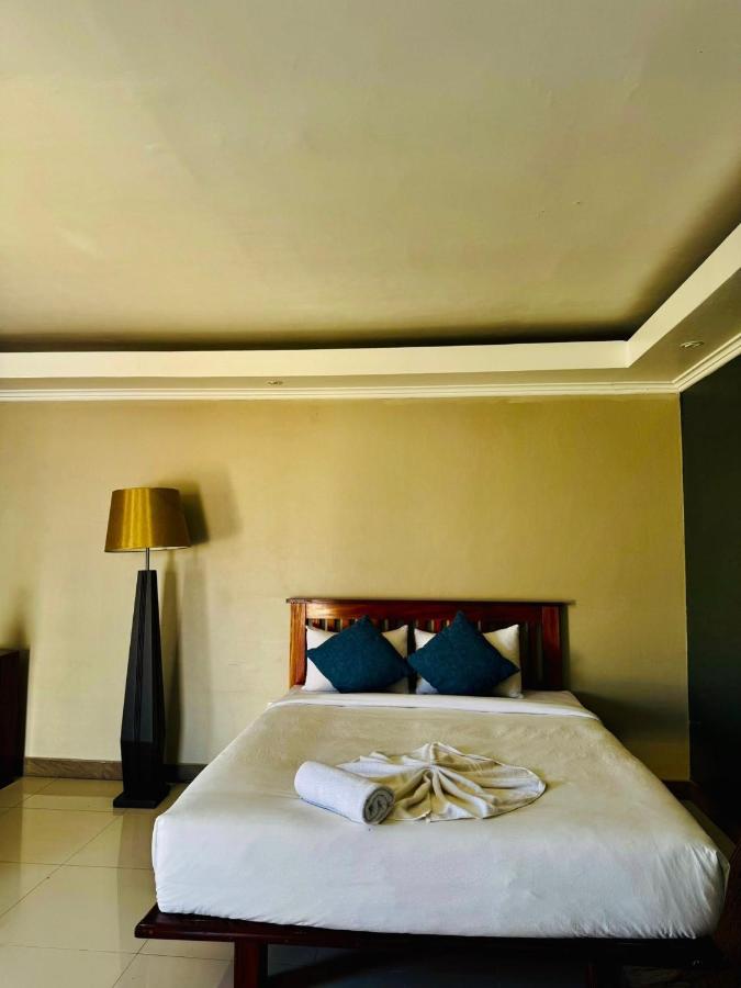 Southern Cross Hotel - 4