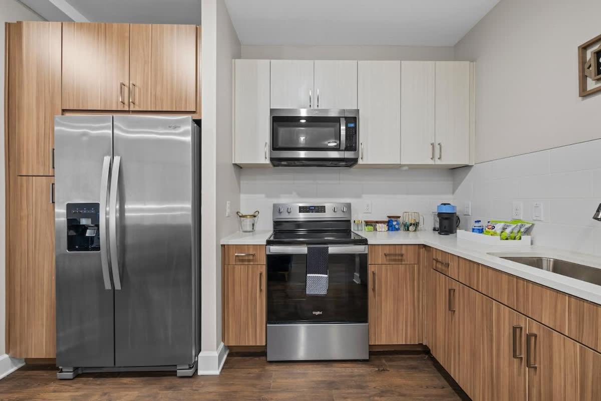 Modern Nashville 1BR Walk to Gulch and Broadway - 2