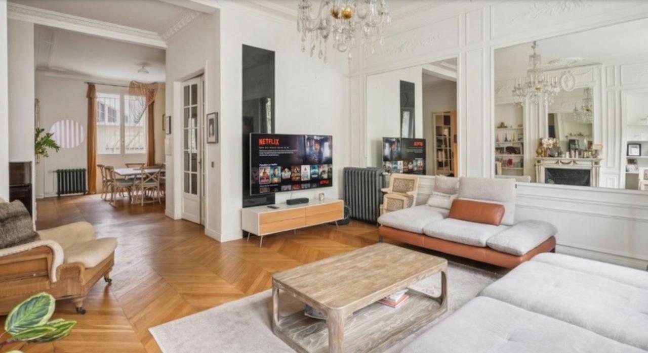 3 BR Champs de Mars Eiffel Tour View - 5