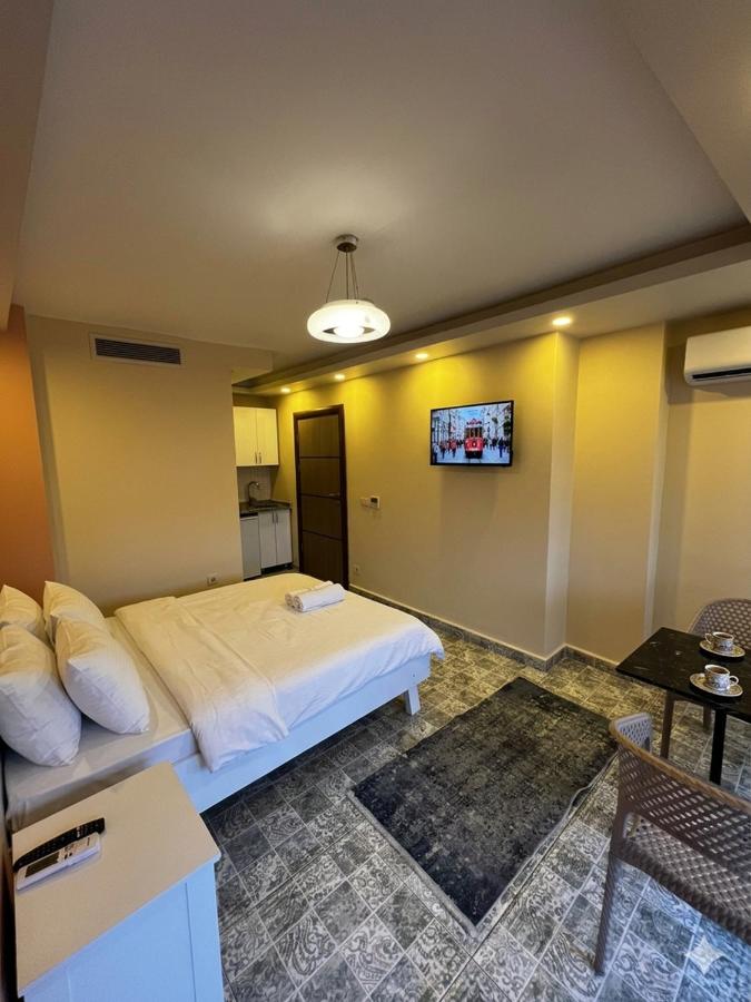 The Red Tent Grand Suites - 5