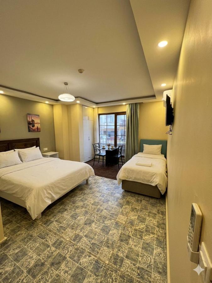 The Red Tent Grand Suites - 2