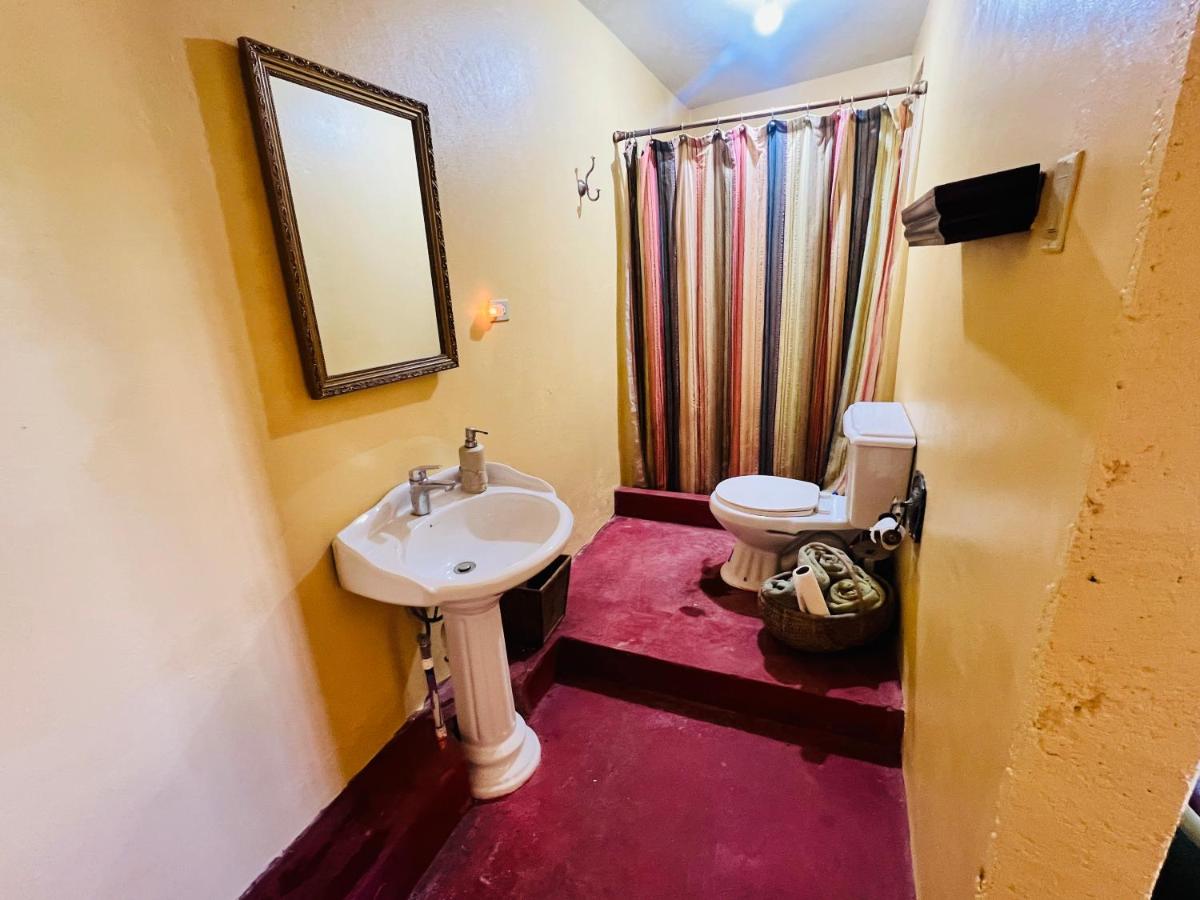 The Crown Private Queen - 4