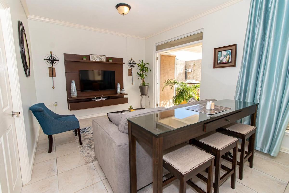 Energy Saving Apartment-next to Devon House
