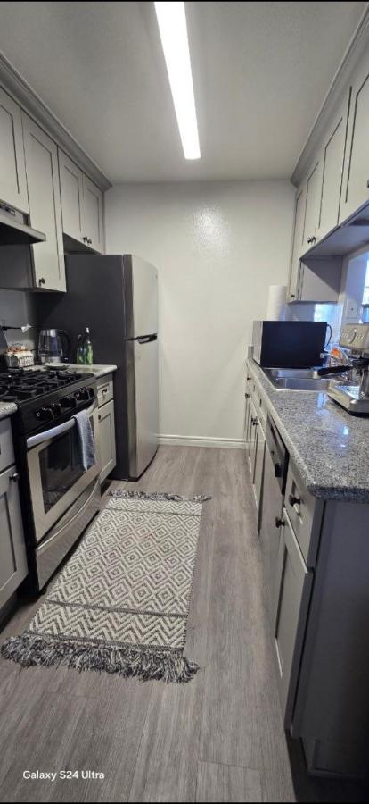 Ocean Breeze Stay Near Airport LAX & Stadium - 4