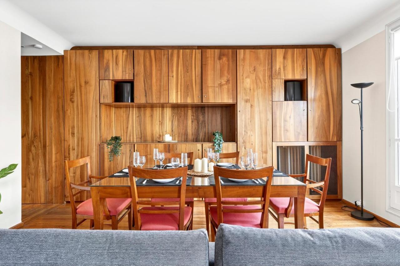 Quartier Arc de Triomphe 2 Bedroom Apartment with Netflix - 4