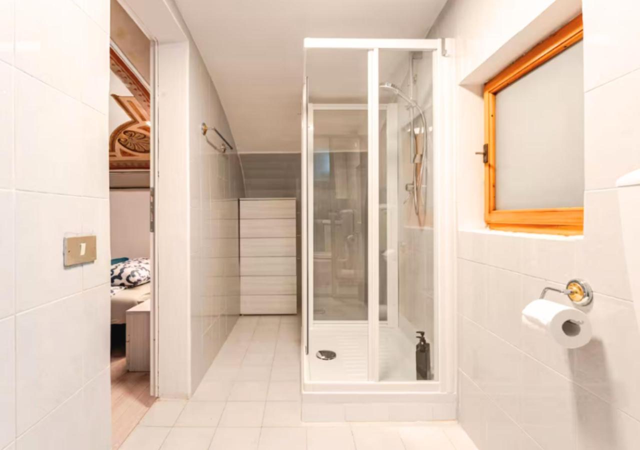 Santa Maria Novella , 2 minuti dalla Stazione , Loft & Garden ! Firenze - 3