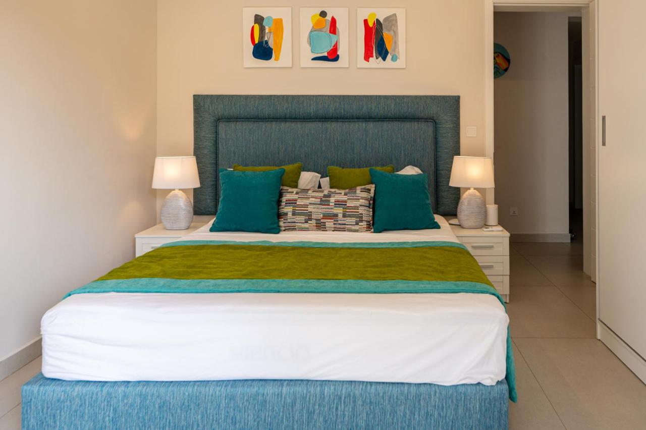 Brand New Beachfront Ocean Terraces residence, Poste Lafayette-Apt-D1 - 3