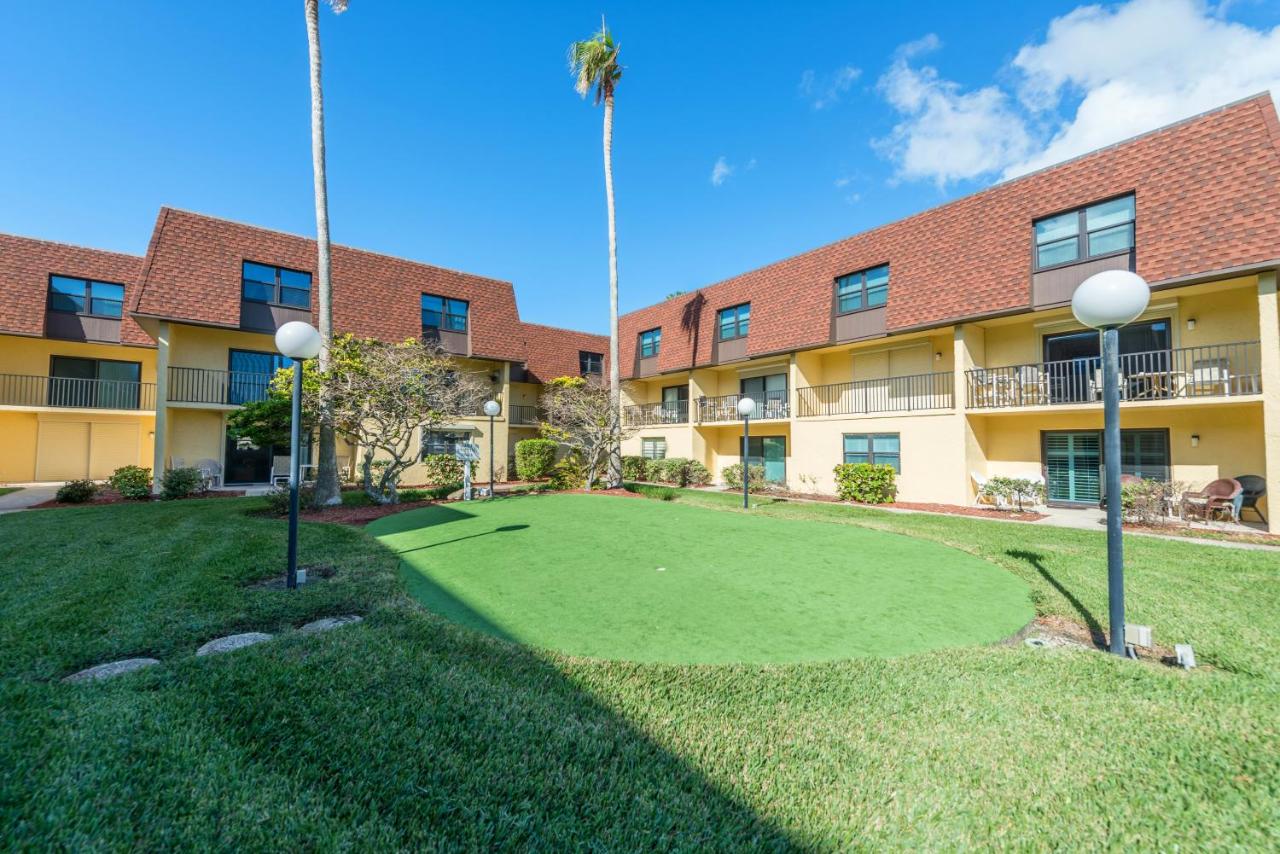 Beach Club Condos — photo 9