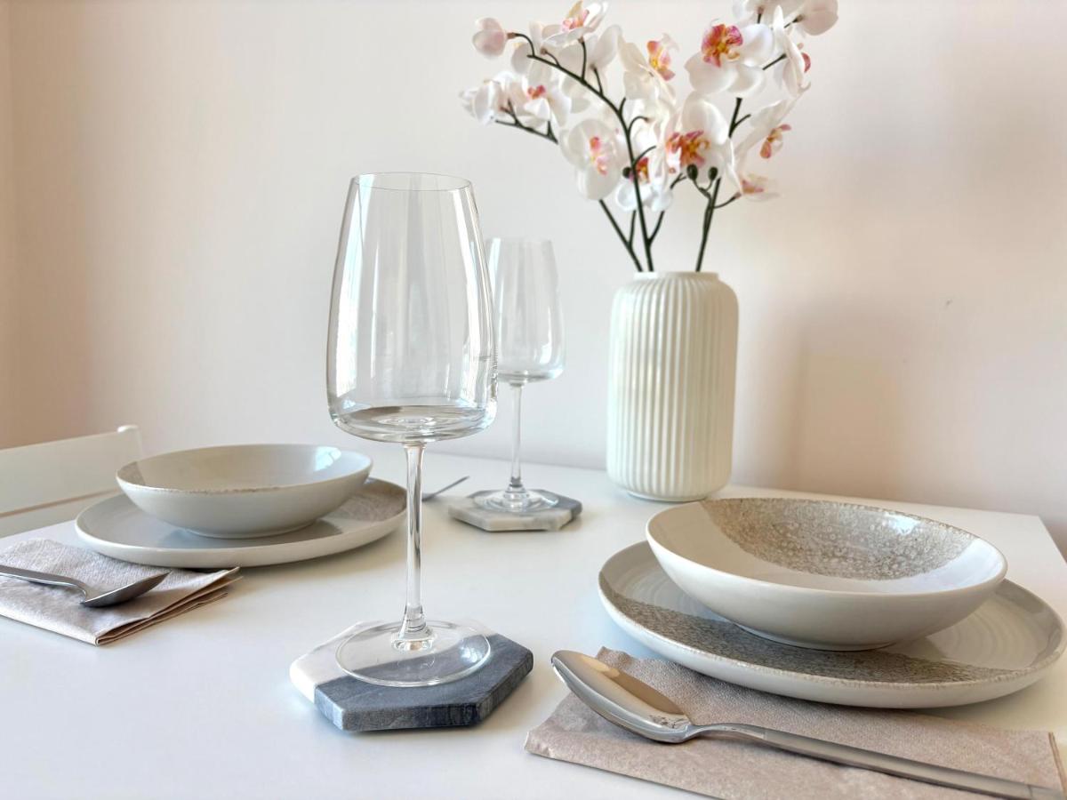 Elegant Newly Renovated Apartment - Notting Hill - 4