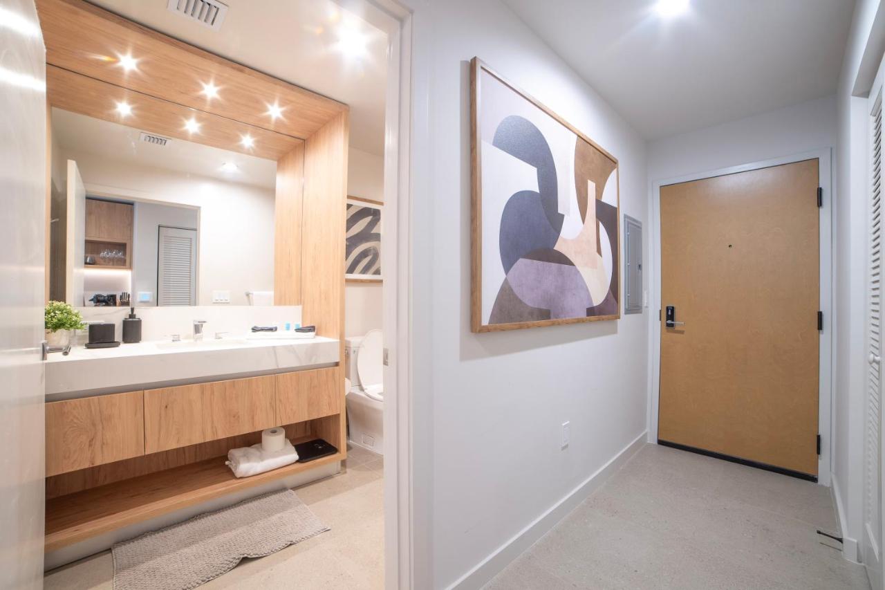 Crosby Miami World Center - 3