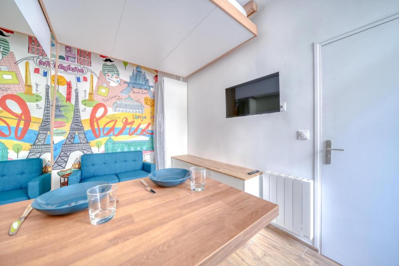 Tiny studio canal st martin Buttes Chaumont - 3