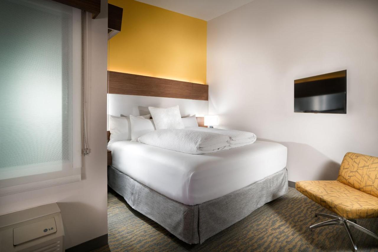 Hotel Z - Gaslamp San Diego — photo 22