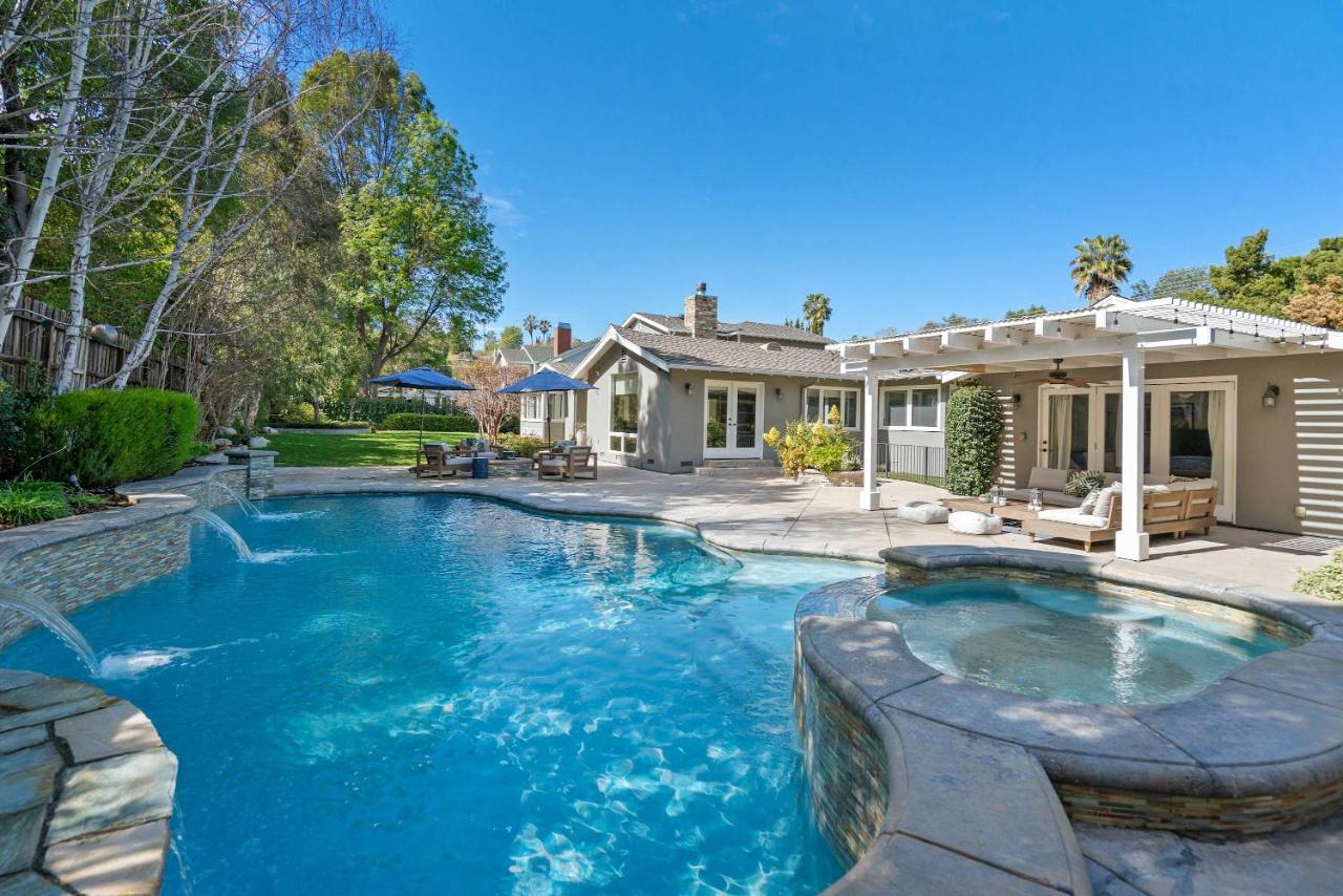 Tarzana Oasis Suite by Colby & Conrad