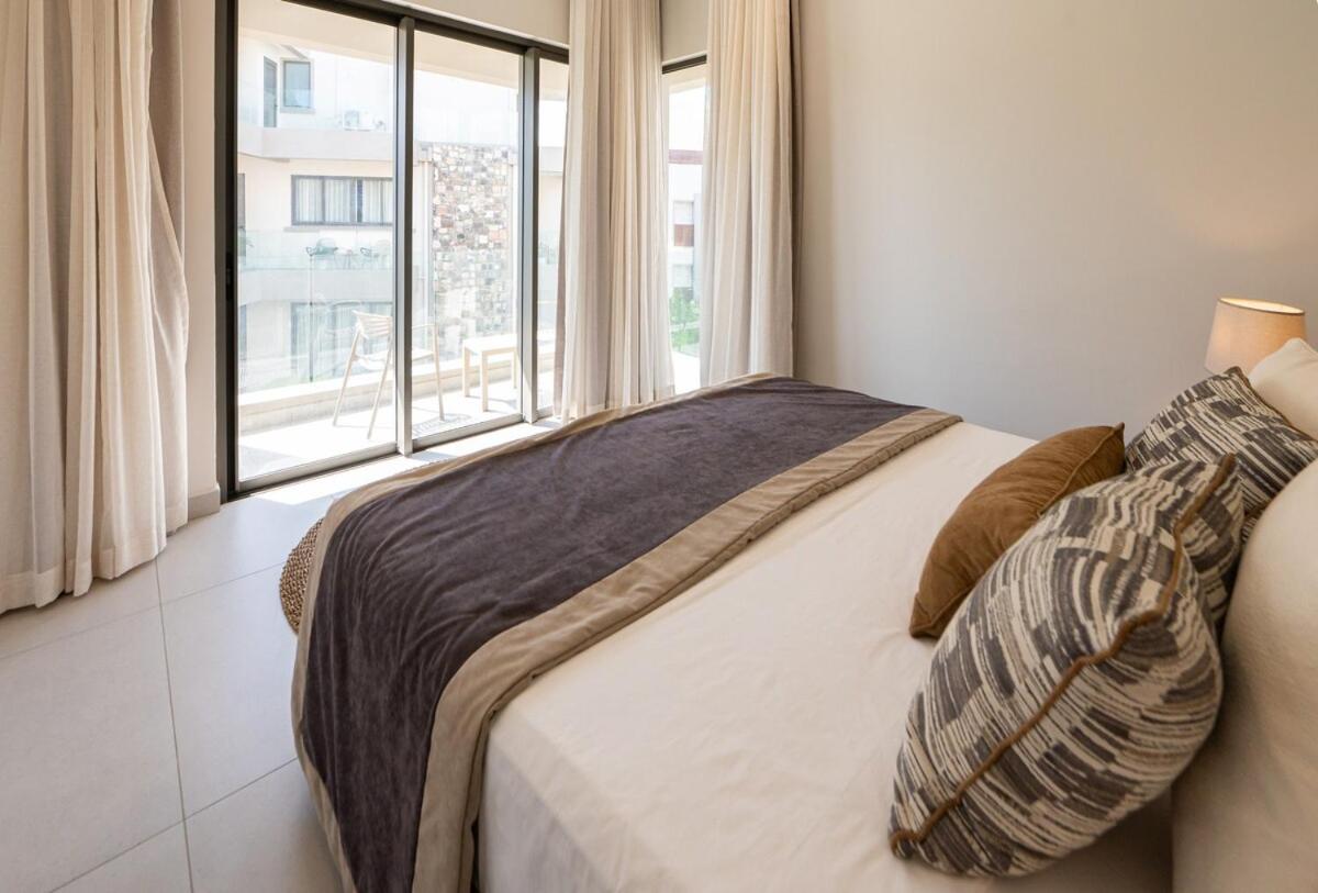 Brand New Beachfront Ocean Terraces, Poste Lafayette-Apt-D2 - 3