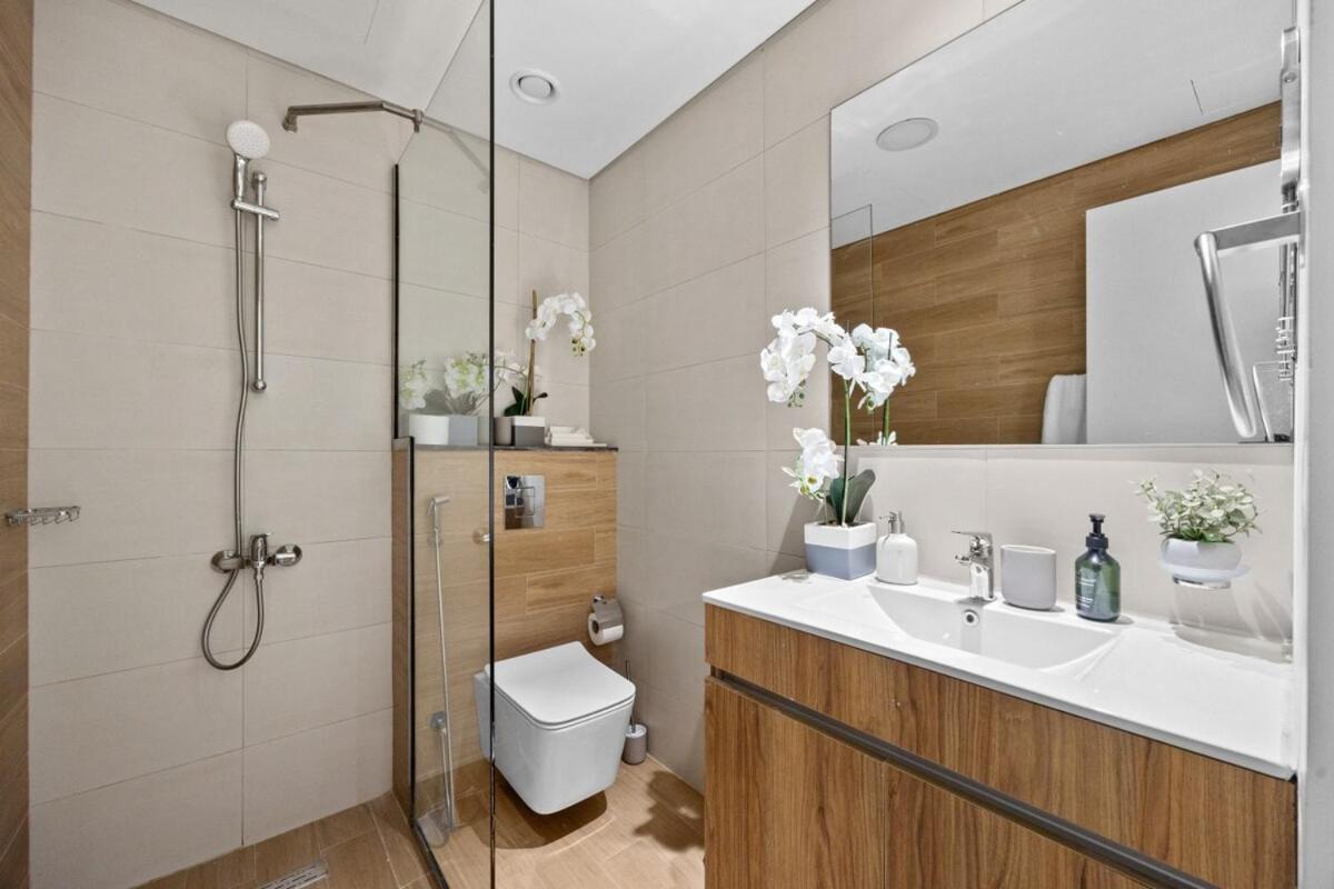 Luxurious 3Br in Al Maryah Vista 1 - 2