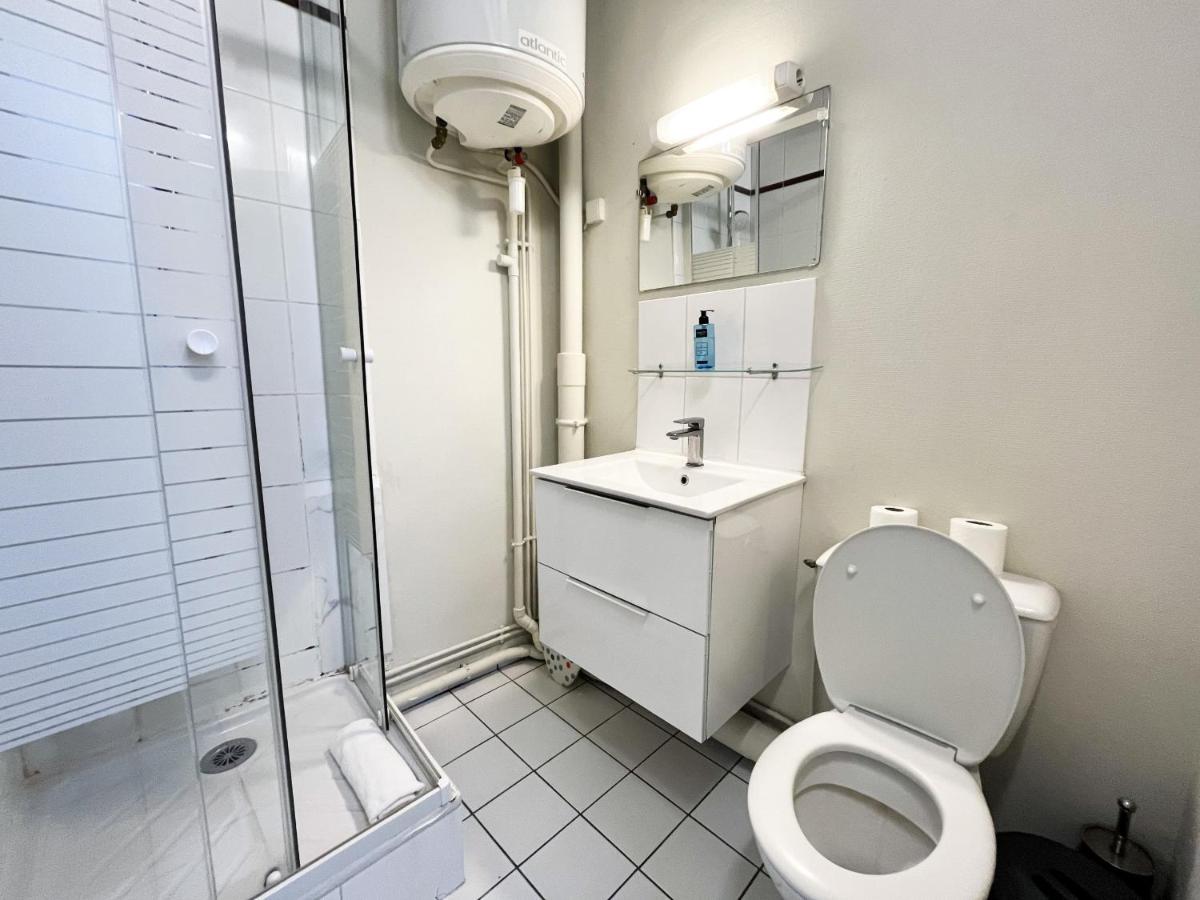 UrbanFlat 164 - Studio Parisien en plein centre ville - 5