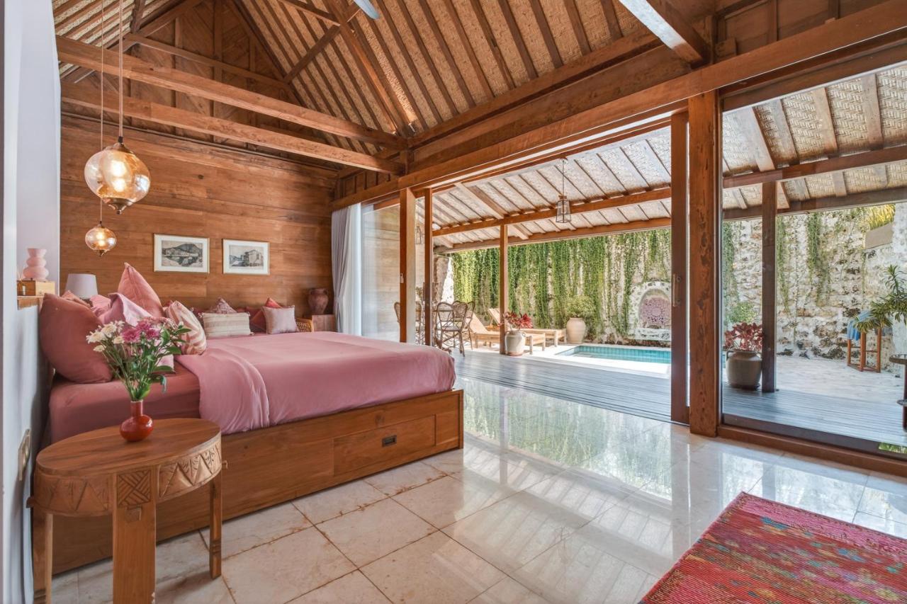 Villa Rose style pool 1 bed loft Kitchen - 2