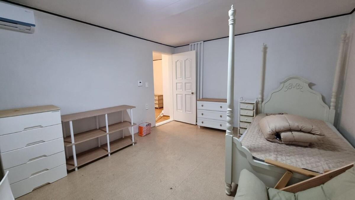 Sinchon IHWA univ easy to access - 2