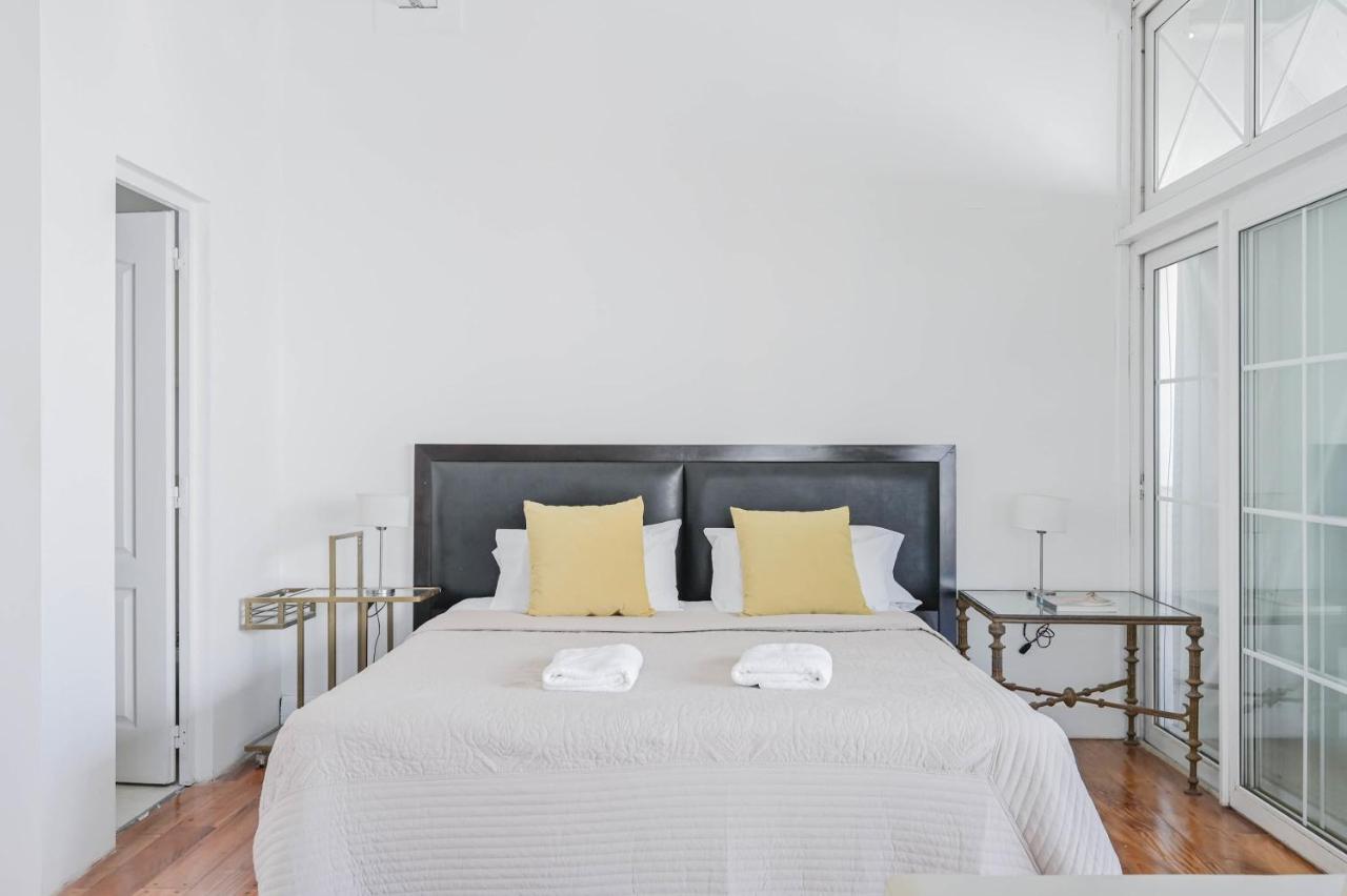 LDV Aparts 6A by MOT Rentals - 2