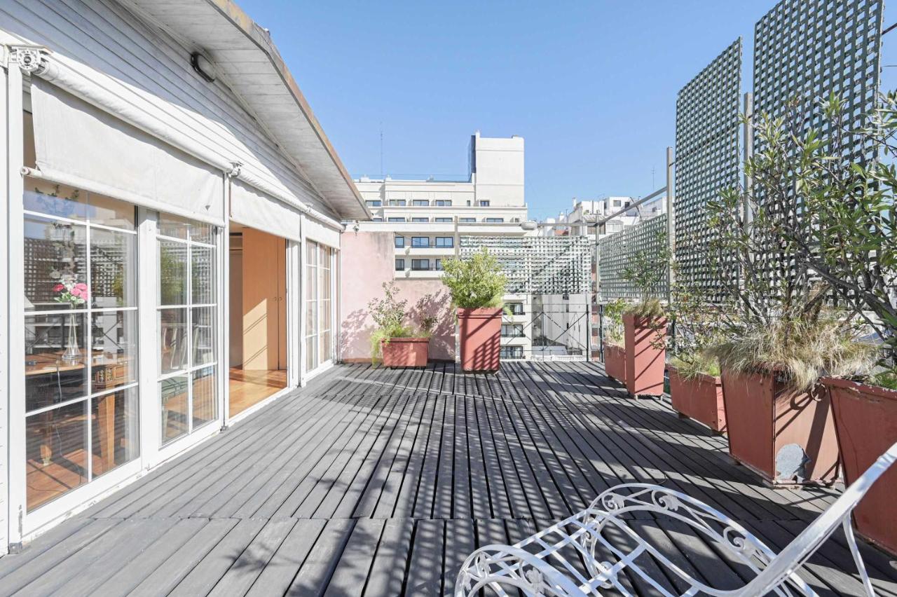 LDV Aparts 6B by MOT Rentals