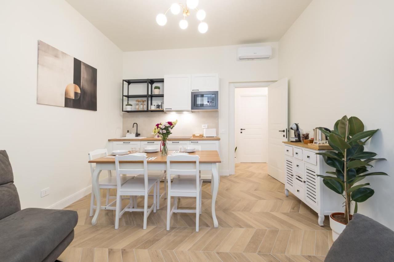 NINA'S HOUSE - Monti Residences - 4