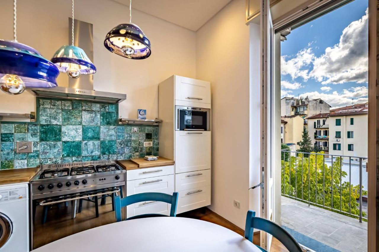 YD Bright 2-Bedroom Retreat with Elevator - 4