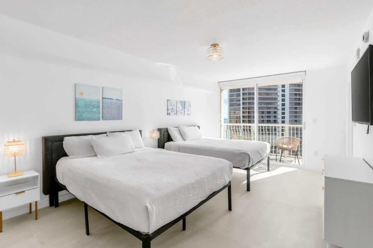 Remodeled Brickell Condo with Water View Balcony - 3
