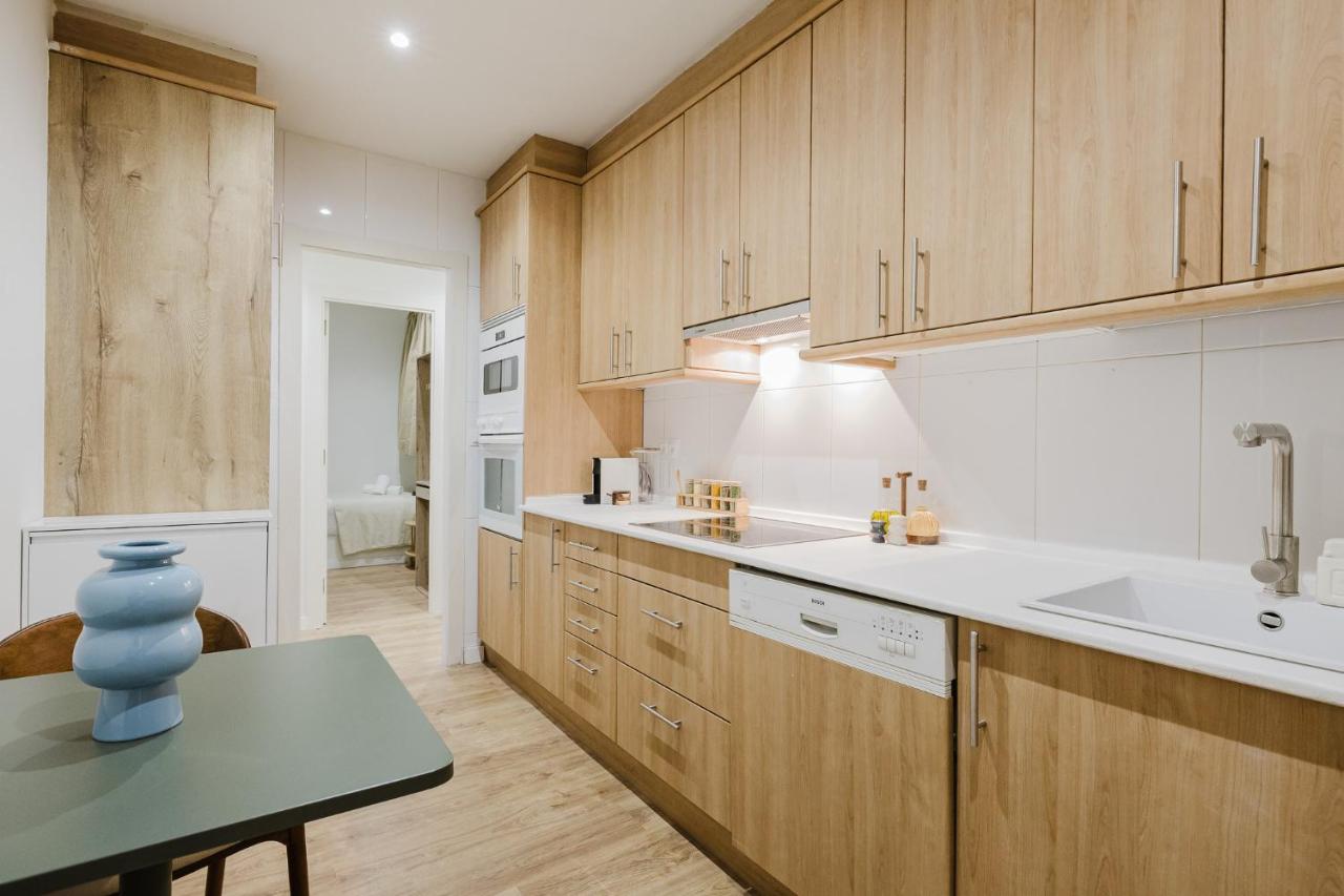 Elegant Stay at Sagrada Familia - Mallorca Street - 4