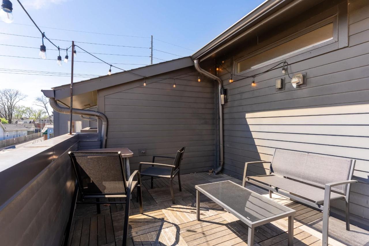 The Velvet Vinyl- Private Rooftop & Near Broadway - 4