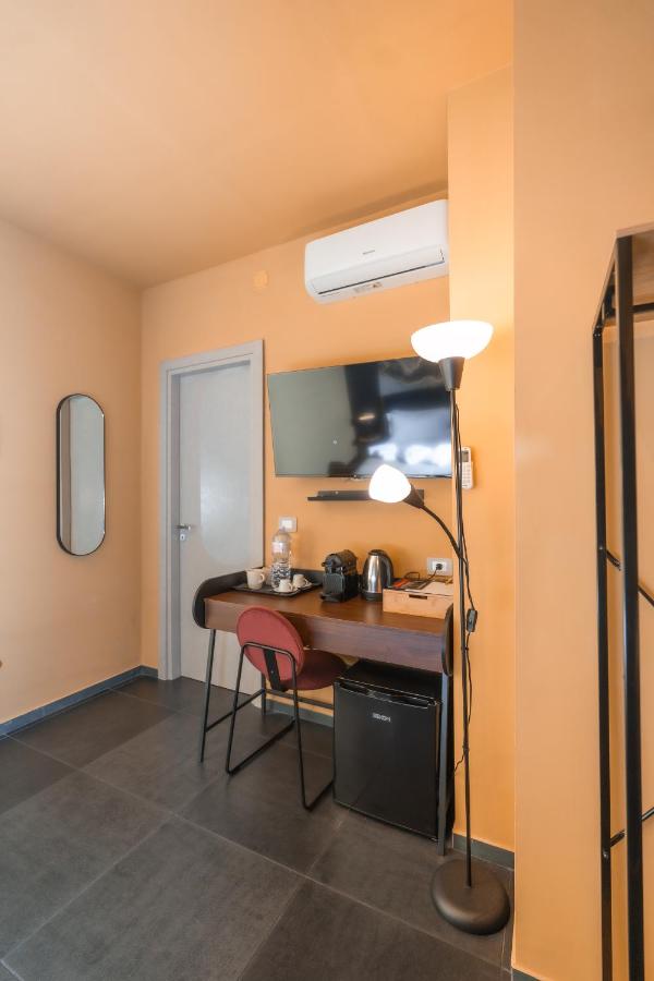 Noah Gate Hotel & Suites - 3