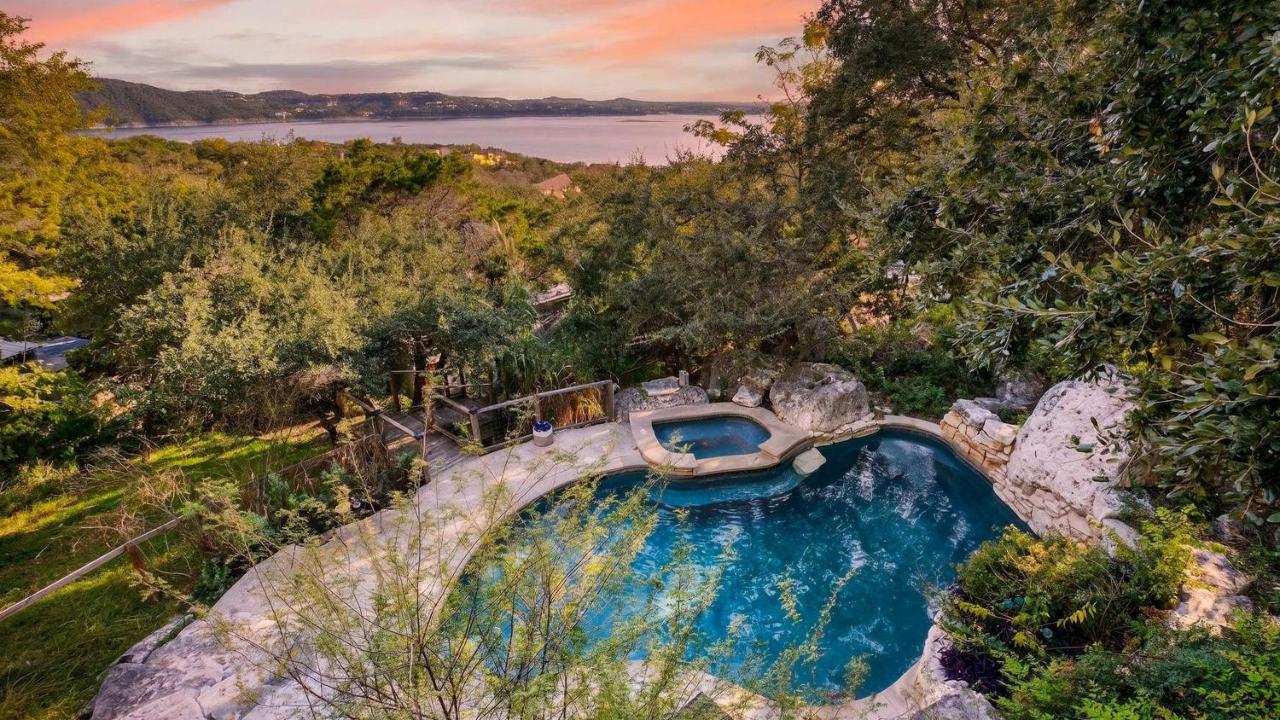Dawson by AvantStay Serene Austin Home set Amongst nature w Pool Close to Lake Travis