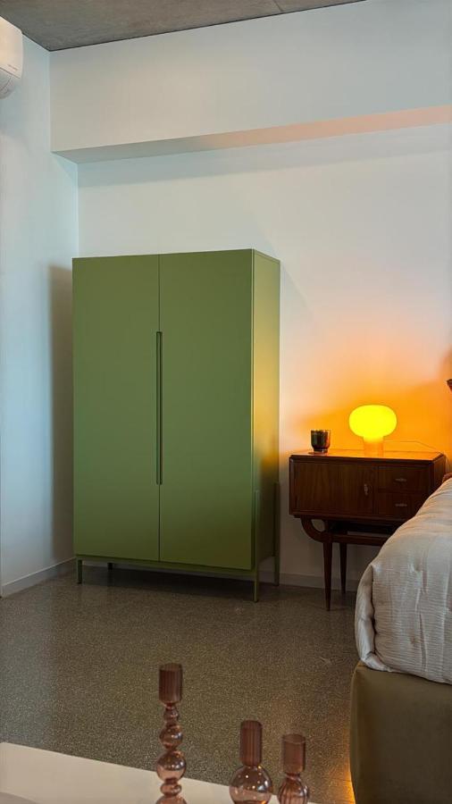 27th Floor Apartment - 5