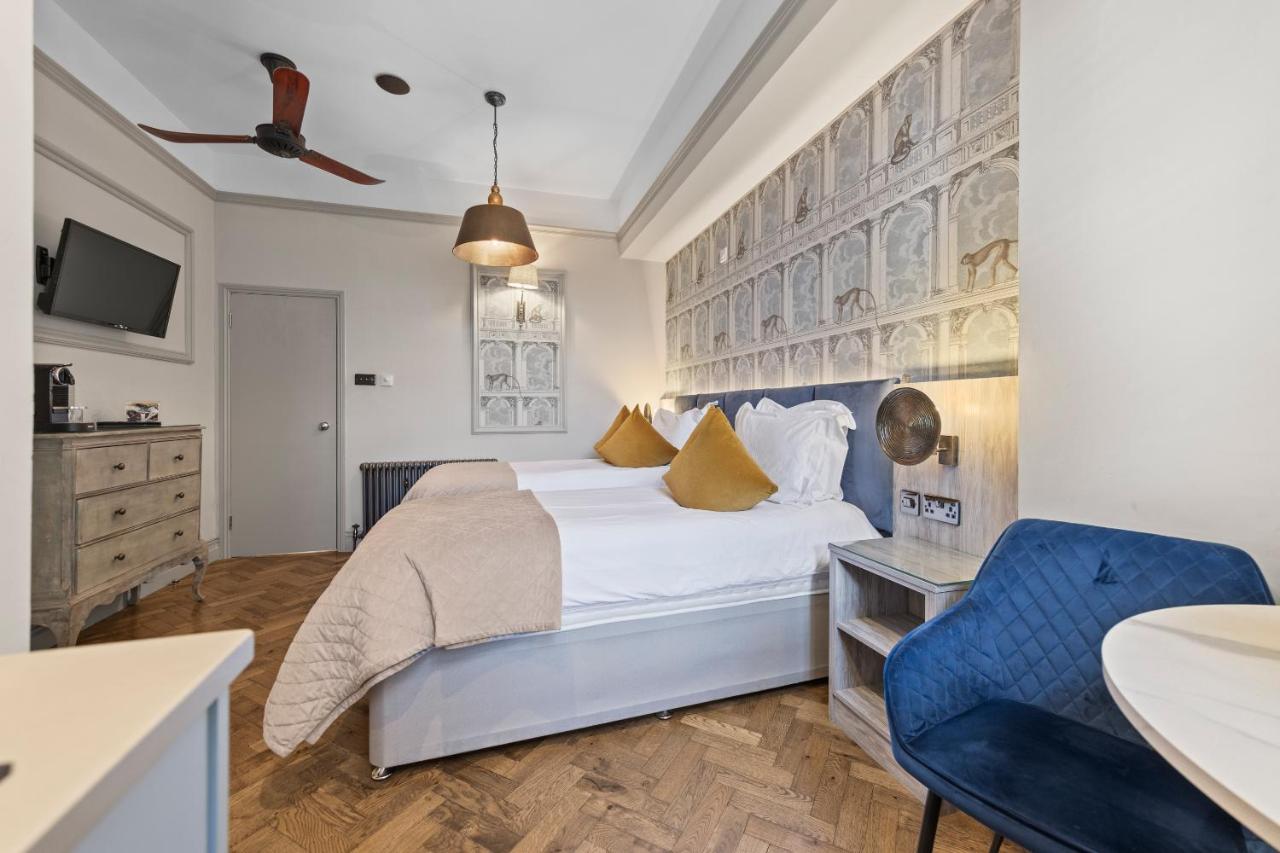 Vancouver Hotel & Studios - 5