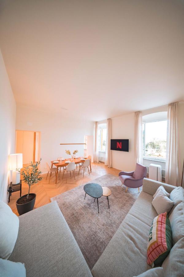 Luxury Seafront Apartment Rapallo Promenade - 5