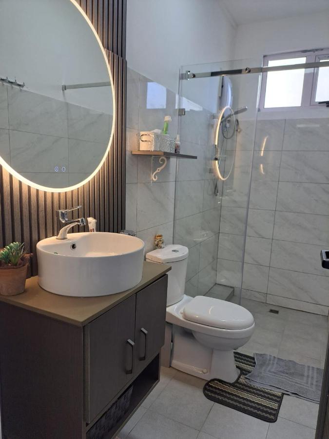 Cozy 3 Bedroom Apartment with Pool - 3