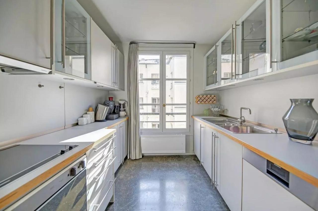 2BR Place des Vosges Turenne - 2