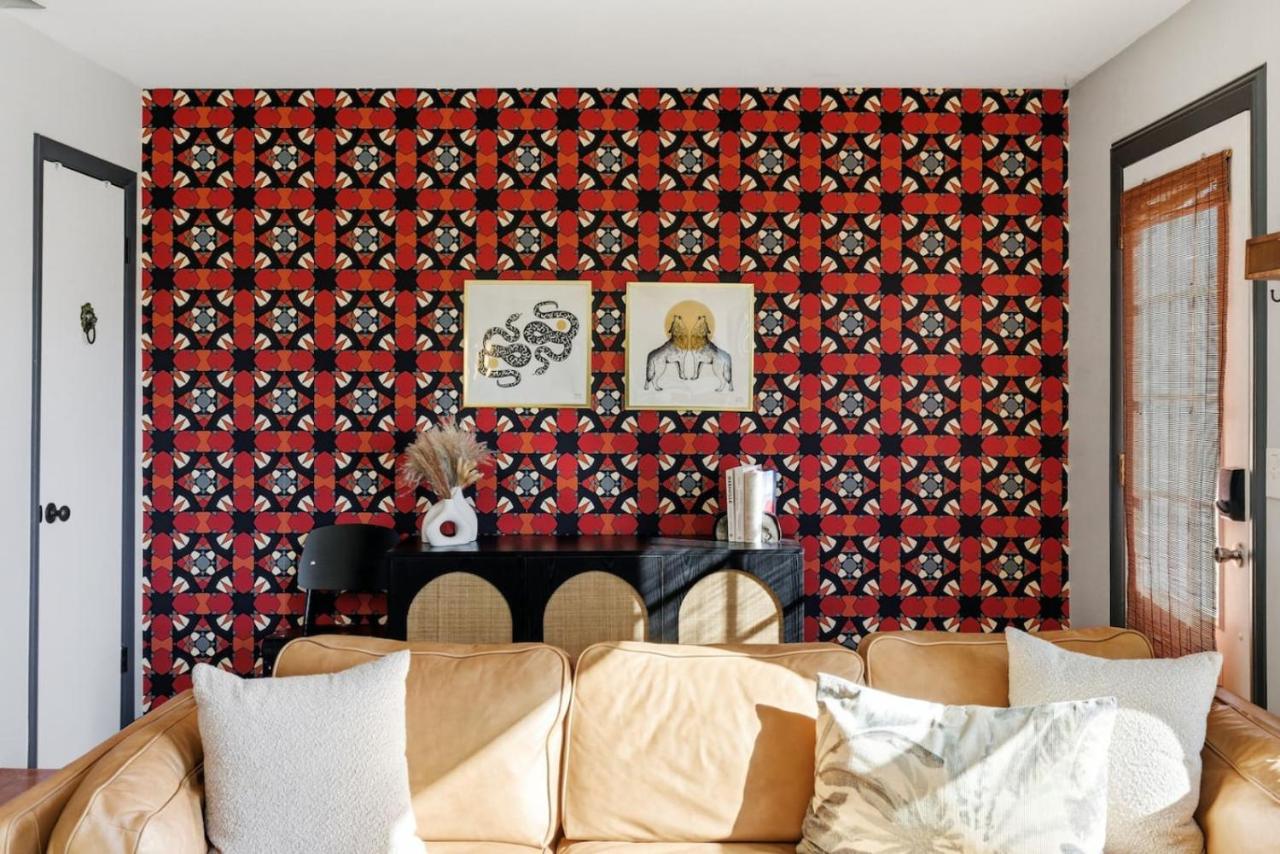 Amazing Backyard Only 2 miles to Downtown with Sauna and FirePit - 5