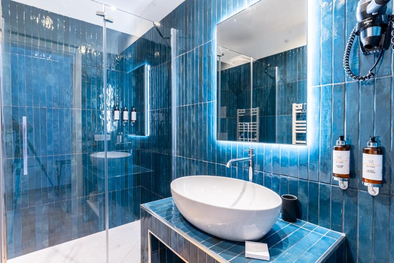 Urban Vatican Rooms - 3